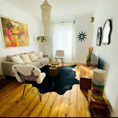 Le Karma House *